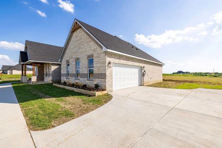 New construction Single-Family house 10611 Millet Ln, Venus, TX 76084 - image