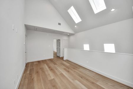 New construction Single-Family house 13109 Moncloa Dr, Houston, TX 77047 - image 12