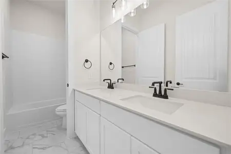 New construction Single-Family house 2001 Woodland Rd, Weatherford, TX 76088 - image 3