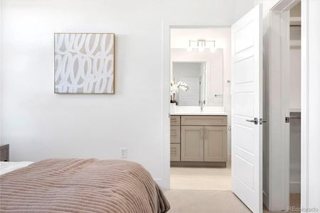 New construction Townhouse house 18 Oneida Ct, Denver, CO 80230 - image 4