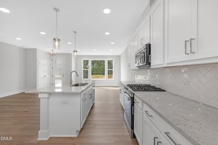 New construction Townhouse house 803 Fireship Rd, Fuquay Varina, NC 27526 plan Luna - image 8