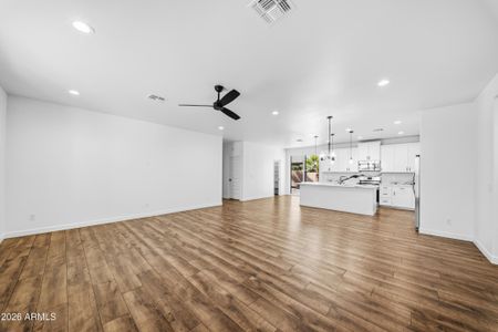 New construction Single-Family house 15940 S Glen Cir, Arizona City, AZ 85123 - image 13