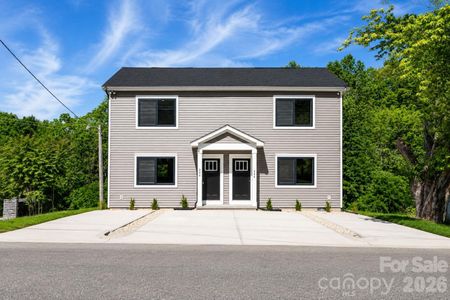 New construction Duplex house 244 S Caldwell Ave, Conover, NC 28613 - image