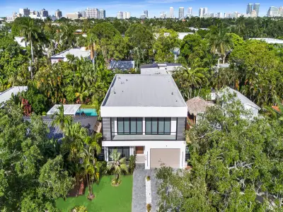 New construction Single-Family house 728 Ne 17Th Ter, Fort Lauderdale, FL 33304 - image