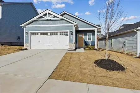 New construction Single-Family house 353 Moosehead Trl, Hoschton, GA 30548 - image