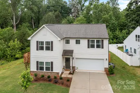 New construction Single-Family house 2535 Andes Dr, Statesville, NC 28625 The Charlotte- photo 2 2