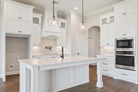 New construction Single-Family house 10109 Castleberry Ln, Waco, TX 76712 - image 9
