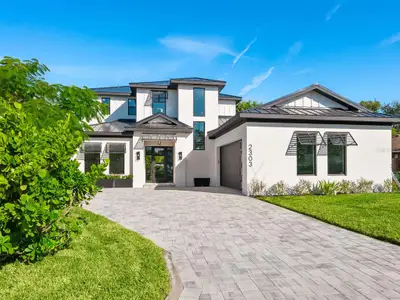 New construction Single-Family house 2303 Loma Linda St, Sarasota, FL 34239 - image