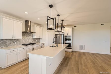 New construction Single-Family house 42978 Colonial Trl, Elizabeth, CO 80107 plan Estes - image 6