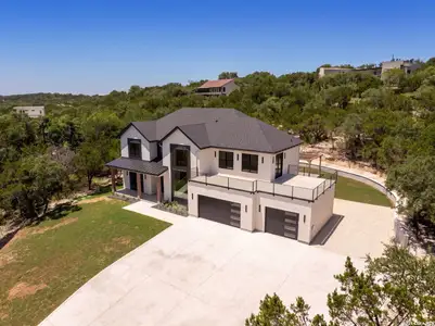 New construction Single-Family house 9007 Fox Briar Ln, Boerne, TX 78006 - image 2