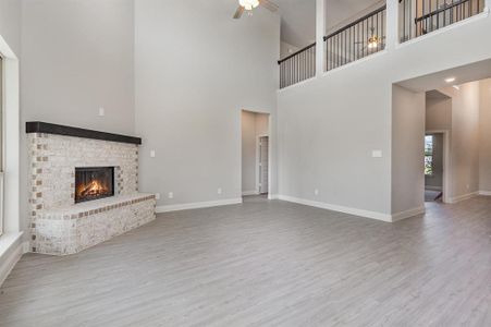 New construction Single-Family house 180 Crystal Lake Ln, Red Oak, TX 75154 null- photo 8 8