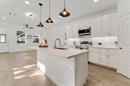 New construction Single-Family house 11380 Underwood St, Willis, TX 77318 - image 10