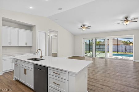 New construction Single-Family house 618 Sw 30Th Ter, Cape Coral, FL 33914 plan The Paradise Cove III - image 8