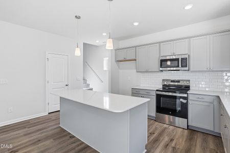 New construction Single-Family house 154 Harriette Ct, Lillington, NC 27546 plan Russell - image 16