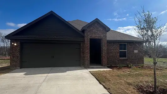 New construction Single-Family house 3204 Charleston Dr, Ennis, TX 75119 plan Texas Cali - image