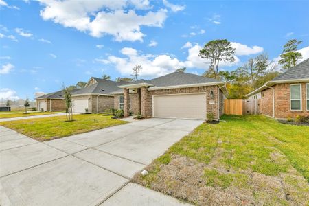 New construction Single-Family house 3915 Sugardale St, Baytown, TX 77521 - image 1