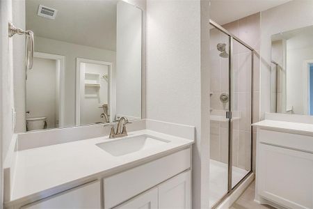 New construction Townhouse house 6818 Neal's Wy, Arlington, TX 76001 - image 11