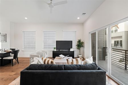 New construction Single-Family house 529 Moving Meadows Dr, Houston, TX 77018 - image 10