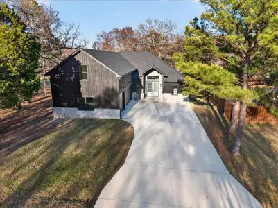 New construction Single-Family house 114 Castlewood Rd, Enchanted Oaks, TX 75156 - image