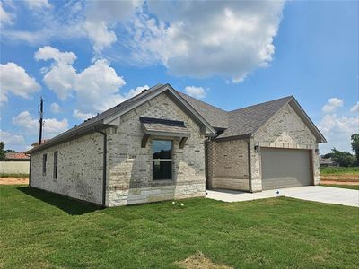 New construction Single-Family house 2101 Briarwood Dr, Bridgeport, TX 76426 null- photo 1 1
