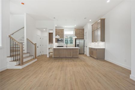 New construction Single-Family house 2121 Hoskins Dr, Unit C, Houston, TX 77080 - image 12