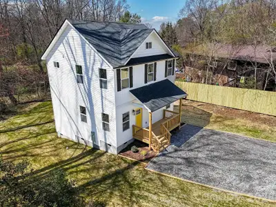 New construction Single-Family house 174 Atwood Dr, Hendersonville, NC 28791 - image