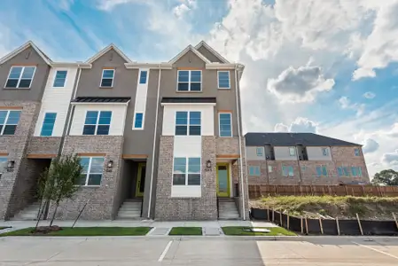New construction Townhouse house 945 Heights Wy, Plano, TX 75075 plan Birmingham II - image