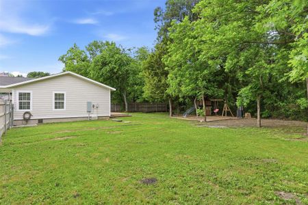 New construction Single-Family house 258 Spring Valley Cir, Azle, TX 76020 - image