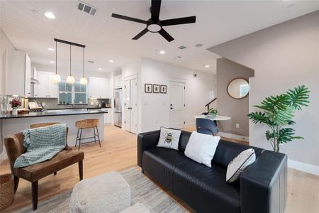 New construction Single-Family house 7812 Mullen Dr, Unit 2, Austin, TX 78757 null- photo 4 4