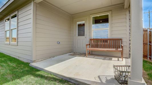 New construction Single-Family house 612 Bronze Cir E, Springtown, TX 76082 TEXAS CALI- photo 30 30