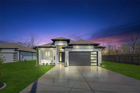 New construction Single-Family house 1511 Waco St, Dayton, TX 77535 - image