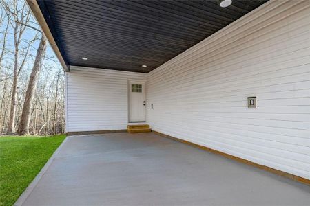 New construction Single-Family house 3672 Hidden Pond Dr, Gainesville, GA 30506 - image