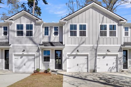New construction Townhouse house 103 Berry Shoals Dr, Summerville, SC 29485 plan Chartwell - image