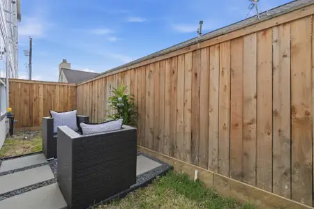 New construction Single-Family house 2111 Nantucket Dr, Unit C, Houston, TX 77057 - image
