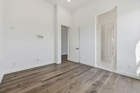 New construction Single-Family house 216 Moria Ct, Georgetown, TX 78628 plan Johnson 5128 - image 19