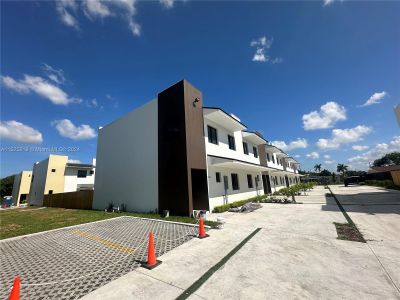 New construction Townhouse house 534 Northwest 7th Street, Unit 1, Florida City, FL 33034 - photo 54 54