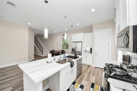 New construction Single-Family house 5935 Beall St, Unit A, Houston, TX 77091 - image 15