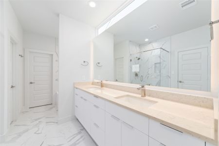 New construction Single-Family house 3007 Ventas Dr, Houston, TX 77047 - image 18