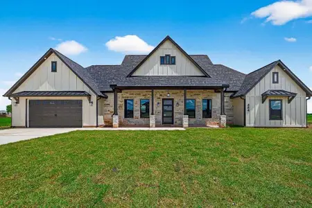 New construction Single-Family house 484 Angus Trl, Angleton, TX 77515 - image