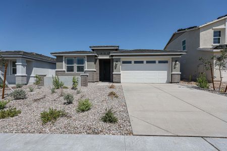 New construction Single-Family house 30124 W Windrose Dr, Buckeye, AZ 85396 plan Carlsbad - image