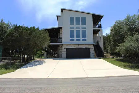 New construction Single-Family house 1255 Canyon Lk, Canyon Lake, TX 78133 - image