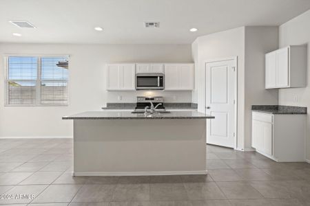 New construction Single-Family house 1361 W Hess Ave, Coolidge, AZ 85128 null- photo 10 10