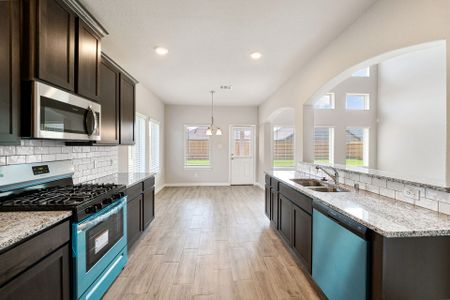 New construction Single-Family house 5320 Latigo Ct, Alvin, TX 77511 null- photo 5 5