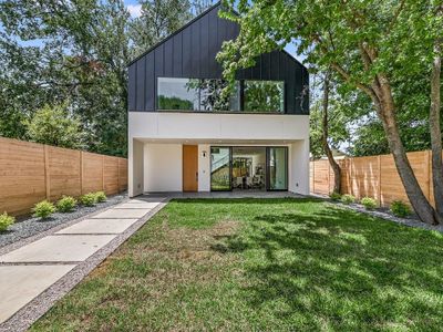 New construction Single-Family house 2903 E 14 St, Austin, TX 78702 - photo 0 0