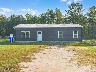 New construction Single-Family house 25135 County Road 121, Hilliard, FL 32046 - photo 0