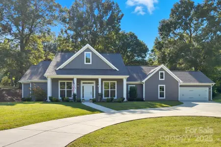 New construction Single-Family house 108 Kimmswick Rd, Charlotte, NC 28214 - image
