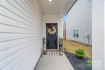 New construction Single-Family house 242 Lacewing Dr, Charlotte, NC 28214 - image 4