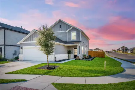 New construction Single-Family house 304 Tolo Dr, Elgin, TX 78621 - image