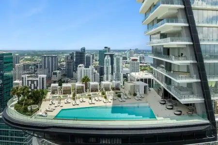 New construction Condo house 300 Biscayne Blvd Wy, Unit 2701, Miami, FL 33131 - image