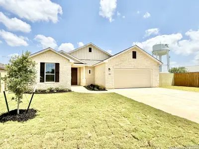 New construction Single-Family house 200 Valley Frg, Pleasanton, TX 78064 null- photo 0